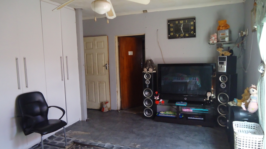 4 Bedroom Property for Sale in Broadlands Park Western Cape